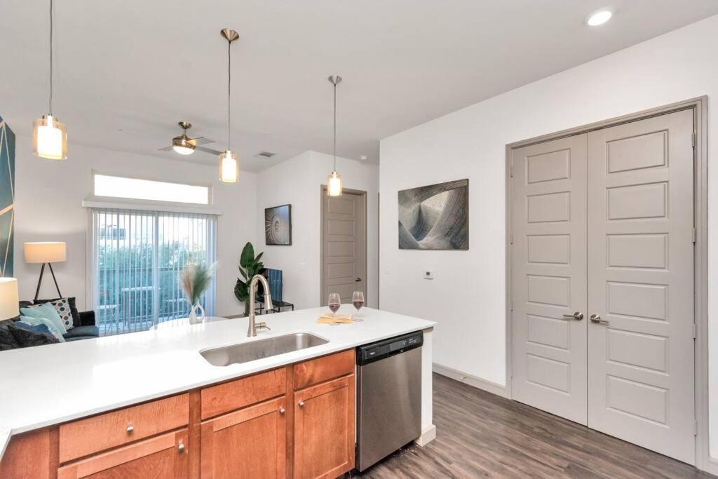 U4 Penthouse Downtown Houston Apartment Екстериор снимка