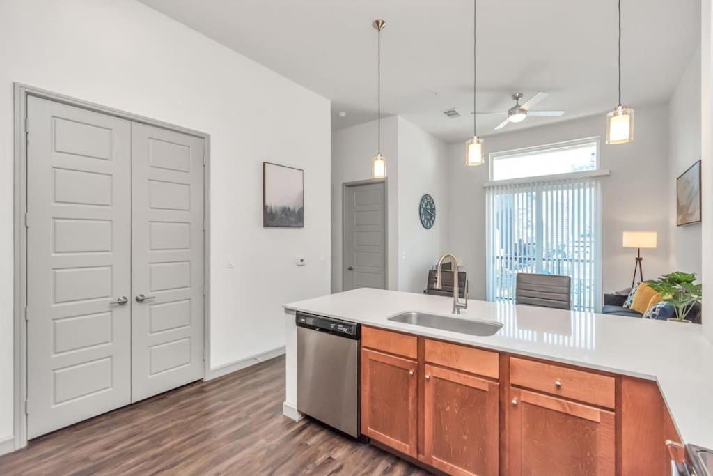 U4 Penthouse Downtown Houston Apartment Екстериор снимка