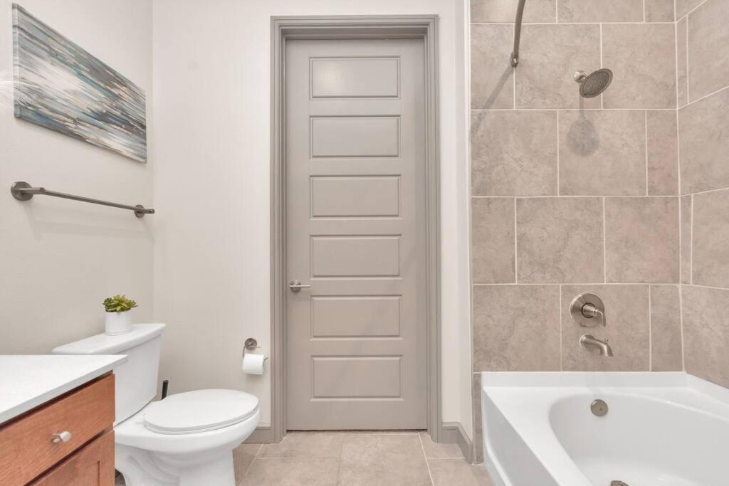 U4 Penthouse Downtown Houston Apartment Екстериор снимка