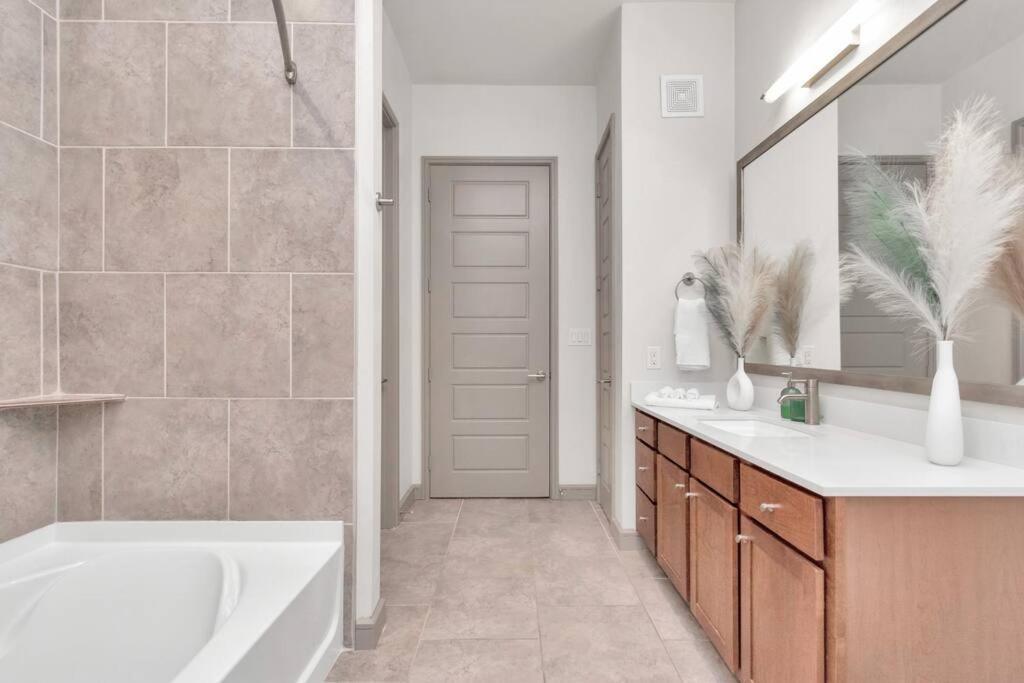 U4 Penthouse Downtown Houston Apartment Екстериор снимка