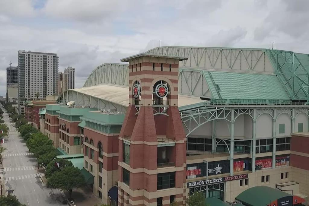 U4 Penthouse Downtown Houston Apartment Екстериор снимка